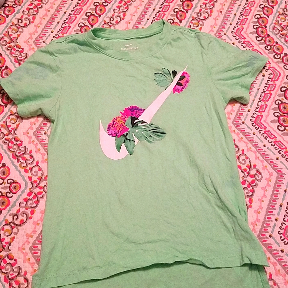 Nike Tee